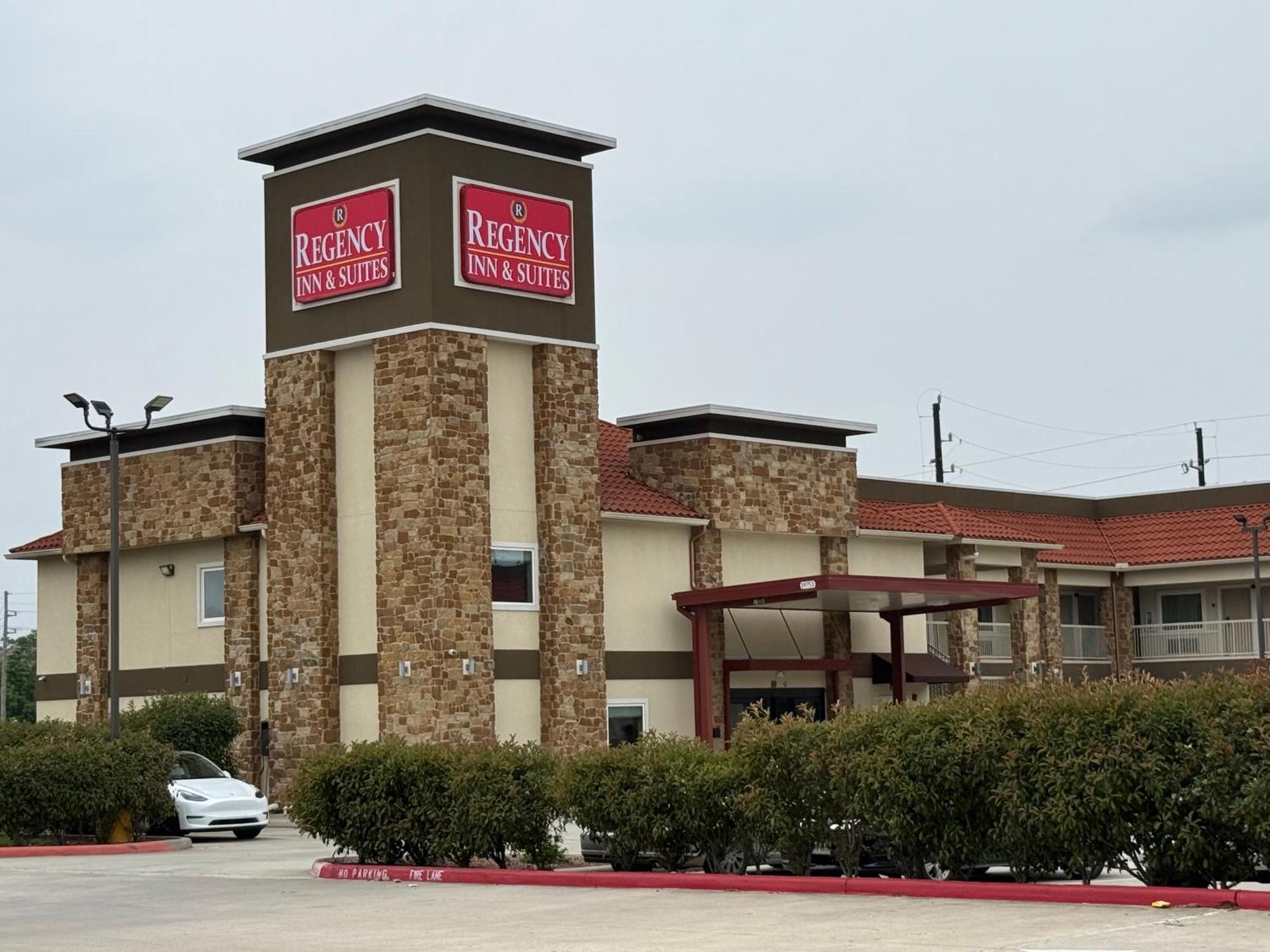 Regency Inn & Suites Humble Fm1960 - Iah Airport Eksteriør billede